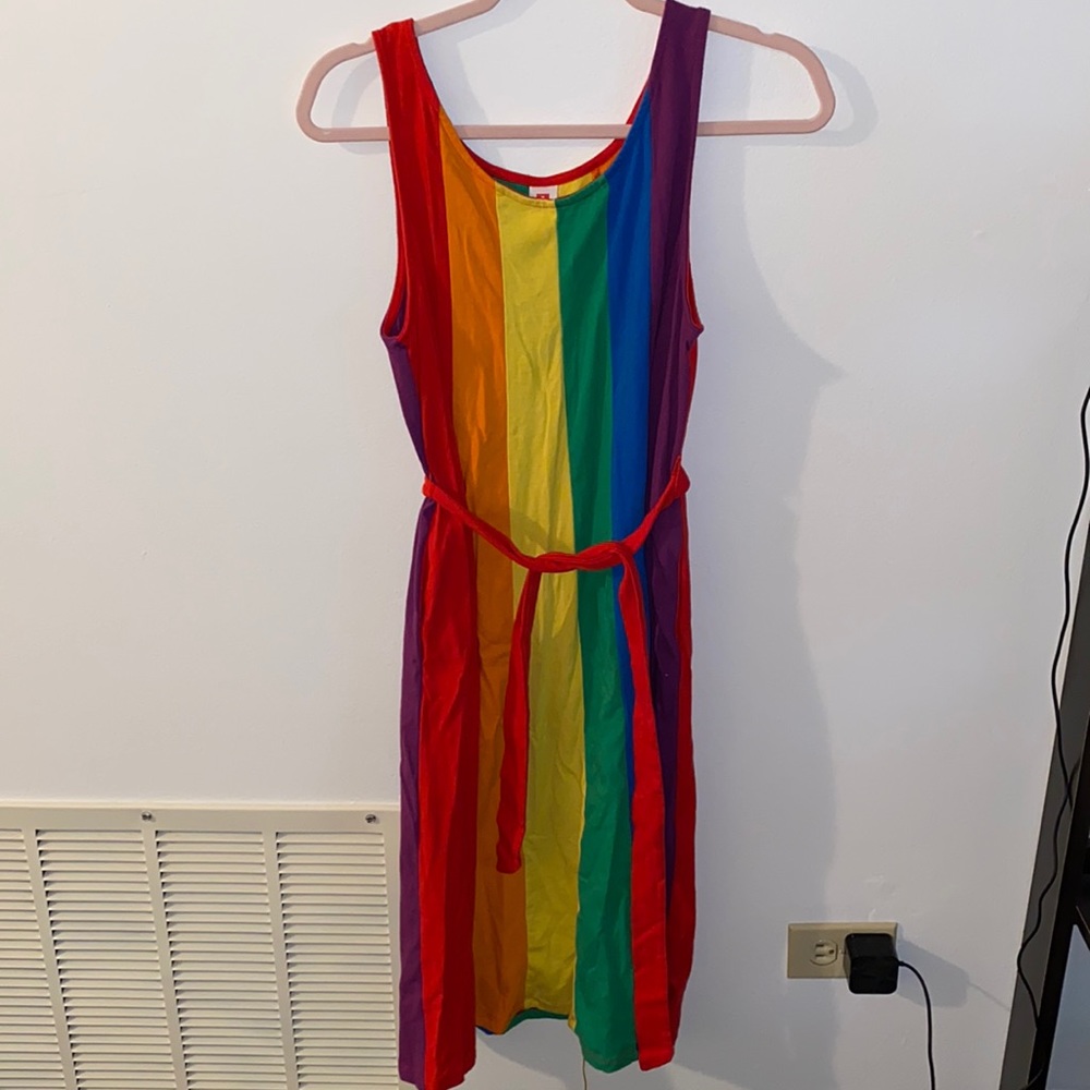 Rainbow dress! Draw some attention! 🤩